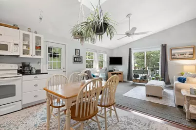 70 Cape Dr #7D, Mashpee, MA 02649 - Photo 8