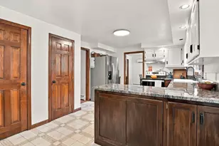 251 Congress St, Milford, MA 01757 - Photo 14