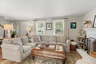 4 Legion Dr, Plainville, MA 02762 - Photo 8