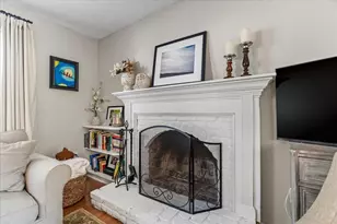 4 Legion Dr, Plainville, MA 02762 - Photo 10