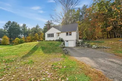 219 Amherst St, Granby, MA 01033 - Photo 2