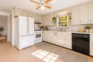 19 Alden St, Mansfield, MA 02048 - Photo 14