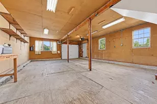 19 Alden St, Mansfield, MA 02048 - Photo 32