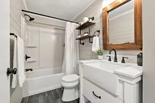 43 Oliver St, Easthampton, MA 01027 - Photo 24