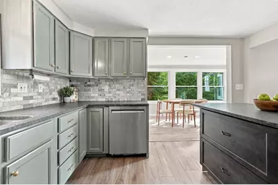 43 Oliver St, Easthampton, MA 01027 - Photo 18