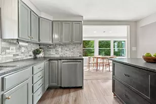 43 Oliver St, Easthampton, MA 01027 - Photo 18
