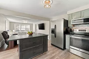 43 Oliver St, Easthampton, MA 01027 - Photo 16