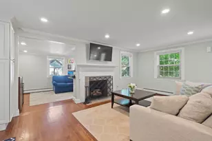 29 Robert St, Wakefield, MA 01880 - Photo 14