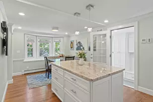 29 Robert St, Wakefield, MA 01880 - Photo 8