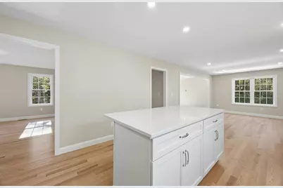 37 Martin, Douglas, MA 01516 - Photo 8