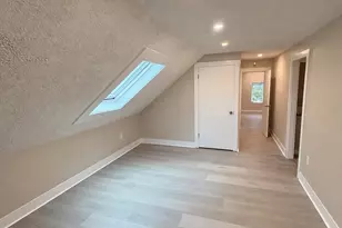 721 Kempton St, New Bedford, MA 02740 - Photo 18