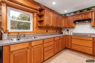 145 Willard Rd, Ashburnham, MA 01430 - Photo 10