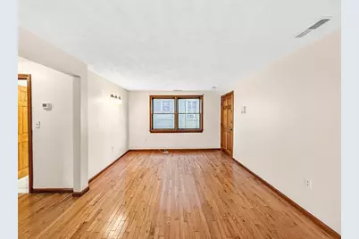 204 Bremen St #3, Boston, MA 02151 - Photo 8