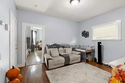 11 Hutchinson Ct, Lynn, MA 01902 - Photo 8