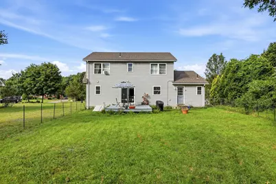 9 Sarah Ln, Belchertown, MA 01007 - Photo 4
