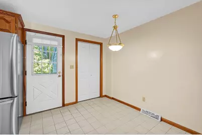 19 Washington Green #19, Walpole, MA 02032 - Photo 12