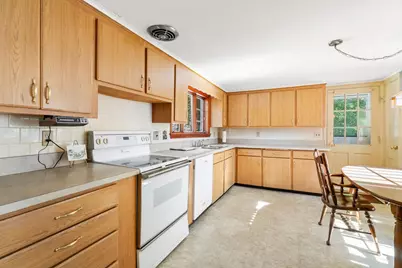 8 Summer Street, Medfield, MA 02052 - Photo 8