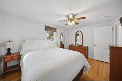 205 Remington St, Lowell, MA 01852 - Photo 16