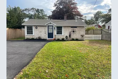 8 Bungalow Ln, Wareham, MA 02532 - Photo 1