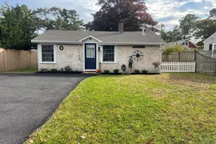 8 Bungalow Ln, Wareham, MA 02532 - Photo 1