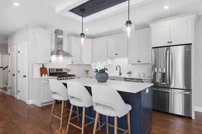 37 School St #37, Woburn, MA 01801 - Photo 14