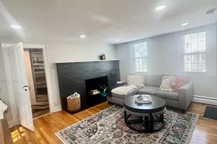 198 Main St, Fairhaven, MA 02719 - Photo 2