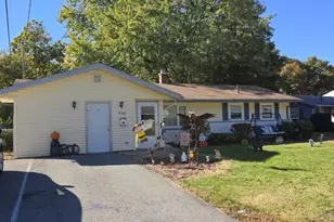 10 Lynn Rd, Brockton, MA 02302 - Photo 2