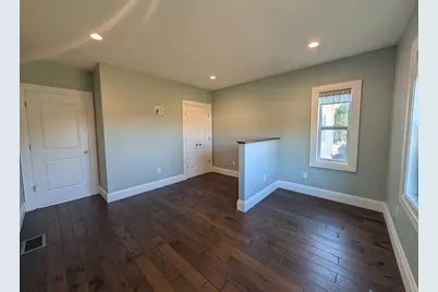 36 Monroe St, Douglas, MA 01516 - Photo 6