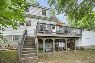 20 Pleasant St, Lunenburg, MA 01462 - Photo 2