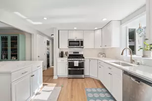 50 Friend St, Weymouth, MA 02189 - Photo 6