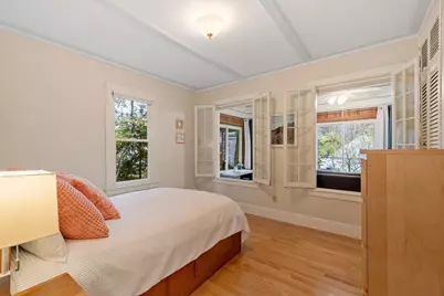 112 Orris St, Melrose, MA 02176 - Photo 18