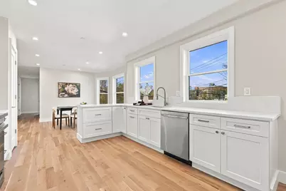 61 Crystal Street #61, Melrose, MA 02176 - Photo 4
