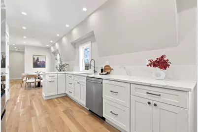 63 Cystal Street #63, Melrose, MA 02176 - Photo 2