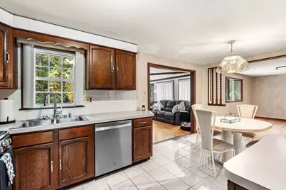 27 Charme Rd, Tewksbury, MA 01876 - Photo 10