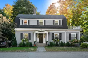 18 Woodlawn Ave, Wellesley, MA 02481 - Photo 2