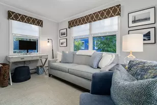 18 Woodlawn Ave, Wellesley, MA 02481 - Photo 8