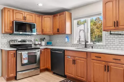 36 Oakdale Road, Wilmington, MA 01887 - Photo 8
