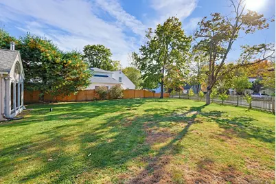 62 Alandale Pkwy, Norwood, MA 02062 - Photo 6