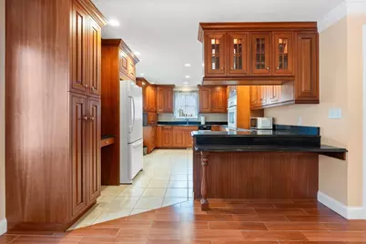 1300 Lakeview Avenue, Dracut, MA 01826 - Photo 14