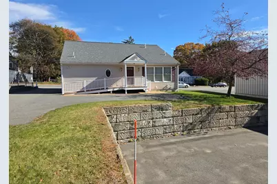 1300 Lakeview Avenue, Dracut, MA 01826 - Photo 6