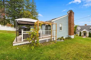 17 Dundee St, Lowell, MA 01850 - Photo 28