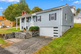 17 Dundee St, Lowell, MA 01850 - Photo 32
