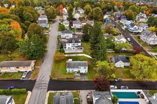 17 Dundee St, Lowell, MA 01850 - Photo 34