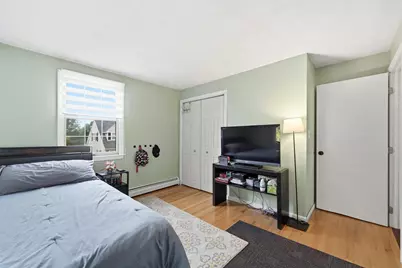 17 Dundee St, Lowell, MA 01850 - Photo 20