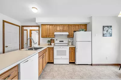 149 Dale St #R, Chicopee, MA 01020 - Photo 8