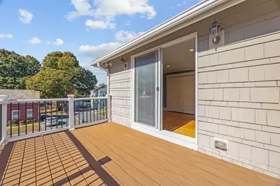 102 Hall Pl, Quincy, MA 02169 - Photo 16