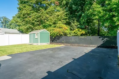 102 Hall Pl, Quincy, MA 02169 - Photo 34