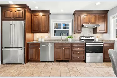 61 Gould Street, Wakefield, MA 01880 - Photo 14