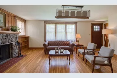8 Central St, Stoughton, MA 02072 - Photo 6