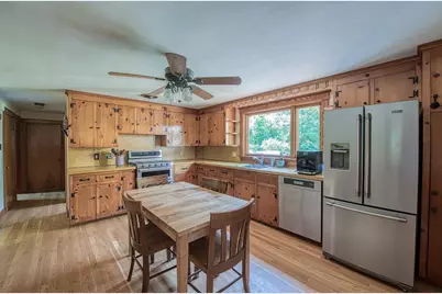 8 Central St, Stoughton, MA 02072 - Photo 10